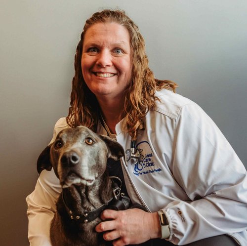 Dr. Christine Wilmes, DVM